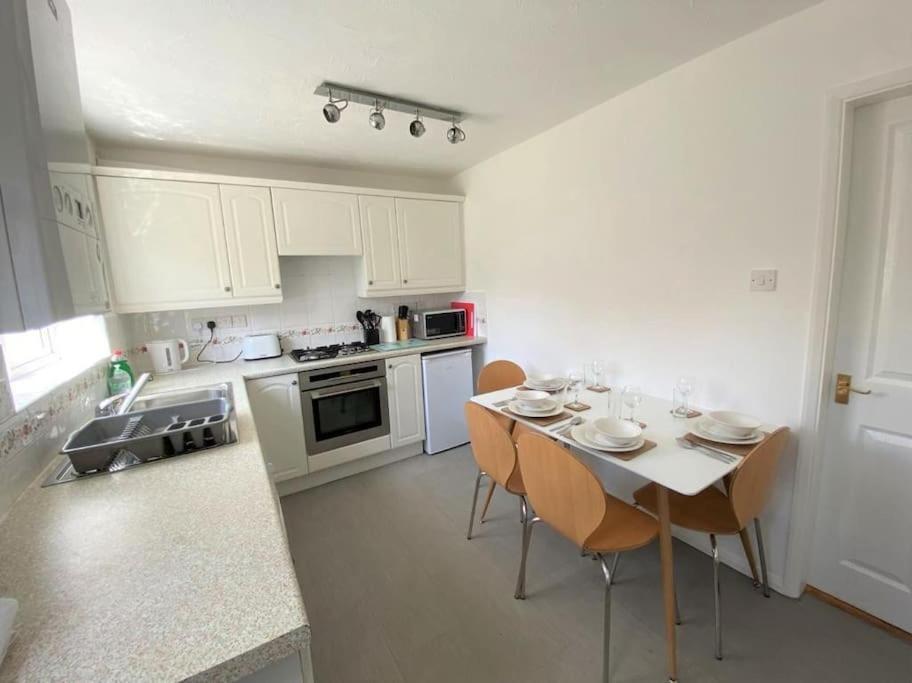Charming Home In Wellingborough Εξωτερικό φωτογραφία