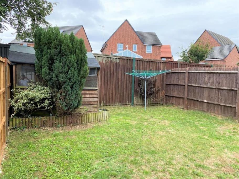 Charming Home In Wellingborough Εξωτερικό φωτογραφία