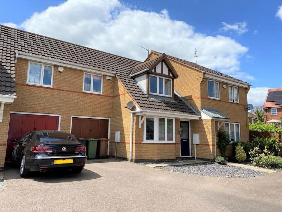 Charming Home In Wellingborough Εξωτερικό φωτογραφία