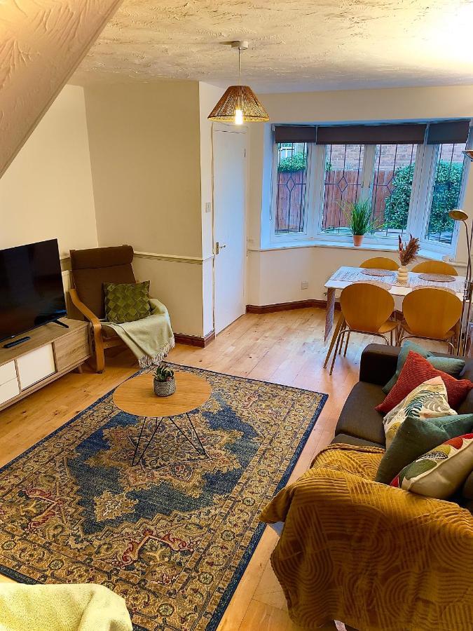 Charming Home In Wellingborough Εξωτερικό φωτογραφία